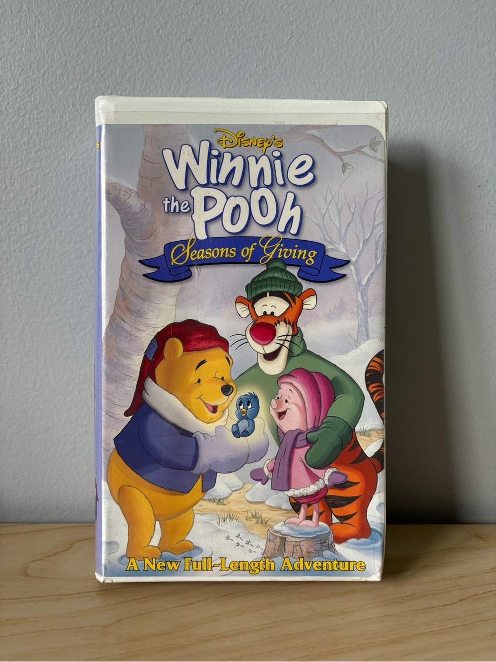 Disney Winnie the Pooh Seasons of Giving — 1999 VHS 📼 🧣 ❄️  Tested